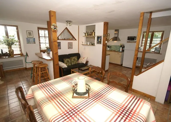 Family Near Utah * Ravenoville